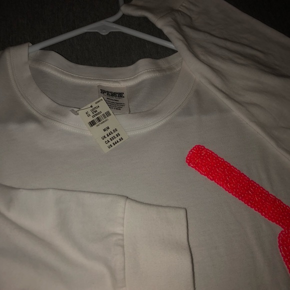 VS PINK NEW campus long sleeve - Picture 2 of 5